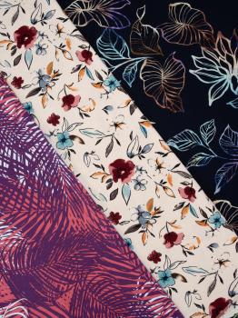 Preview: Viskosejersey Amsterdam beige/blüten Preview: Viskosejersey Amsterdam beige/blüten